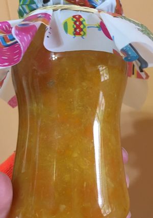 Una foto de Mermelada de quinotos y naranja