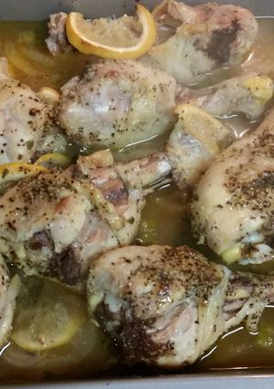 A picture of Lemon Garlic Chicken.
