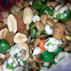 A picture of Shahan's Ultimate Trail Mix.