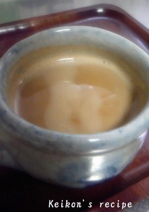 A picture of The Golden Ratio for Instant and Delicious Café au Lait.