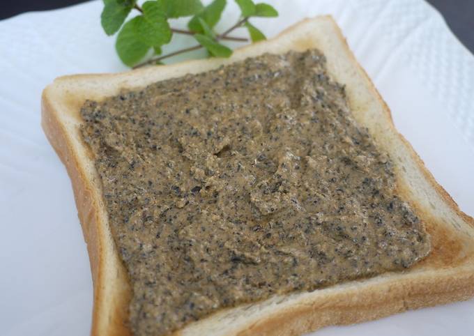 Recipe of Favorite Aromatic! Kinako Maple Black Sesame Seed Toast