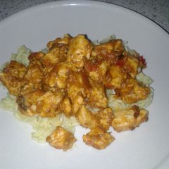 A picture of Chicken Tikka Masala.