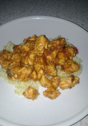A picture of Chicken Tikka Masala.