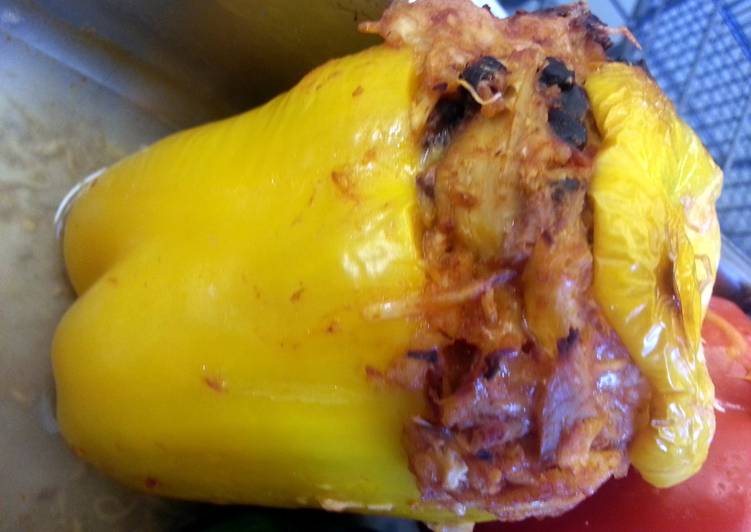 Recipe of Perfect Chipotle Chicken Stuffed Bell Pepper