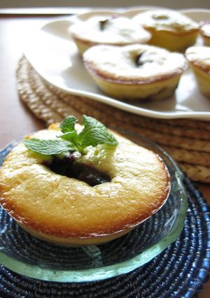 A picture of Berry Jam Mini Cheesecakes.