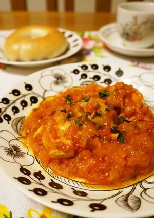 A picture of Chicken Tomato Simmer (Chicken Cacciatora).