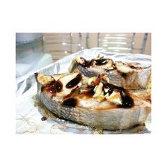 A picture of Fish in the Oven.