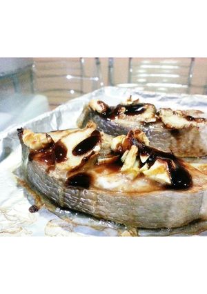 A picture of Fish in the Oven.