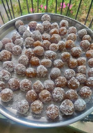आंवला चटपटी गोली (Amla chatpati goli recipe in Hindi) रेसिपी मुख्य फोटो