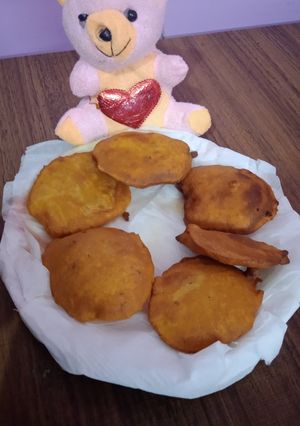 आलू के पकौड़े   (aloo ke pakode recipe in Hindi) रेसिपी मुख्य फोटो