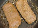 Lombos de Borrego na Frigideira com Alho e Ervas