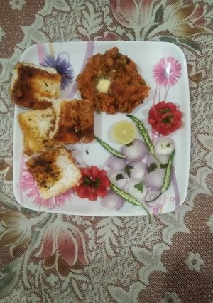 स्वादिष्ट मसालेदार पाव भाजी (swadisht masaledar pav bhaji recipe in hindi) रेसिपी मुख्य फोटो