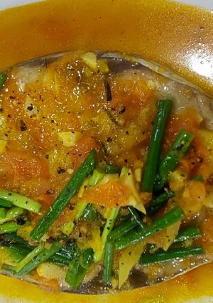 Hình của món Cá thu phấn sốt cà.