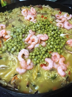 Una foto de Paella