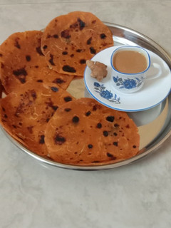 દૂધીના થેપલા (Dudhi Thepla Recipe In Gujarati) રેસીપી મુખ્ય ફોટો