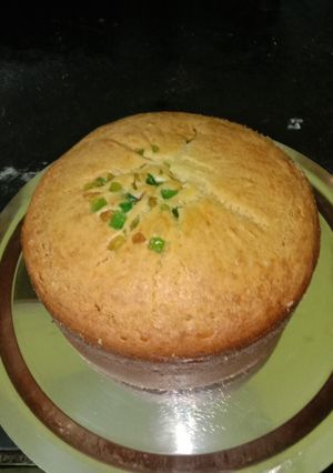 टुटी फ्रुटी केक (tutti fruiti cake recipe in marathi) रेसिपी चे मुख्य फोटो