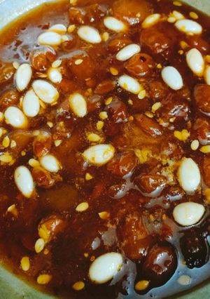 A picture of Aloo Bukharay ki Chutney 😋😋.