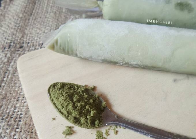 Langkah Mudah untuk Membuat Es Lilin Susu Matcha Greentea yang Enak Banget
