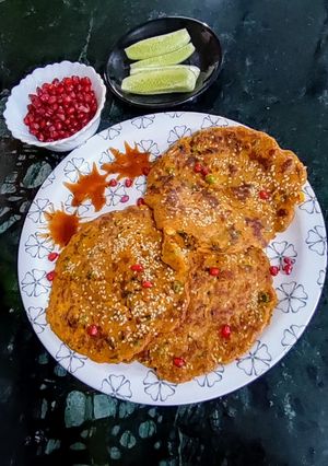 A picture of Veg Masala Oats Pancakes.