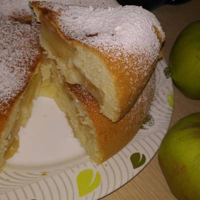 Шарлотка на рисовой муке. Шарлотка с рисом. Шарлотка без муки в мультиварке. Шарлотка с карамелью. Шарлотка на рисовой.