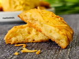 Cheddar Cookies