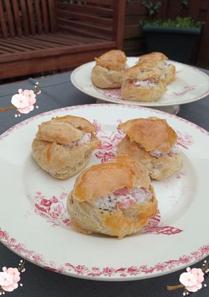 Une photo de Petits choux apéritifs au saumon