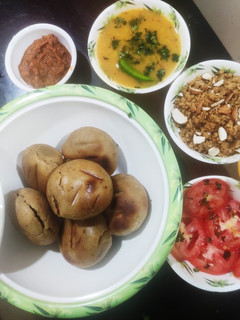 राजस्थानी दाल बाटी चूरमा (rajasthani dal bati churma recipe in Hindi) रेसिपी मुख्य फोटो
