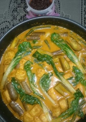 A picture of Meatless Kare-Kare (Peanut Sauce).