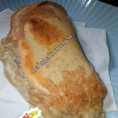 A picture of Egg paratha.