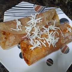 A picture of Cheese noodles Frankie.