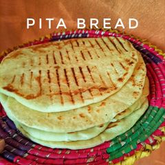 A picture of Pita bread.