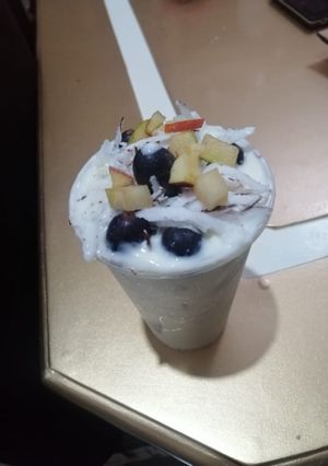 A picture of Yogo fruits.