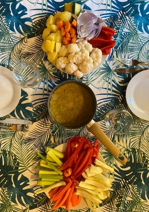 A picture of Bagna cauda.