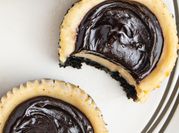 A picture of mini oreo