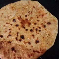 A picture of Potato Onion paratha.
