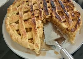 Torta de maçã caseira 😋(aprendi com a Raiana)