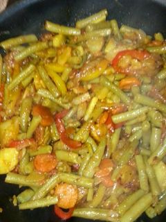 Una foto de Judías verdes con salsa de soja y orégano