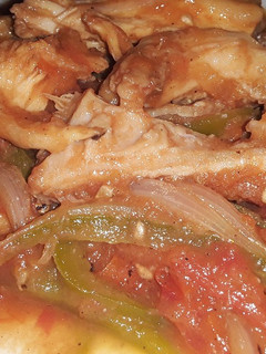 Una foto de Fajitas de mondongo en salsa