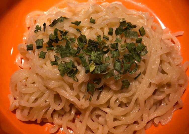 Recipe: Delicious Garlic Ramen Noodles