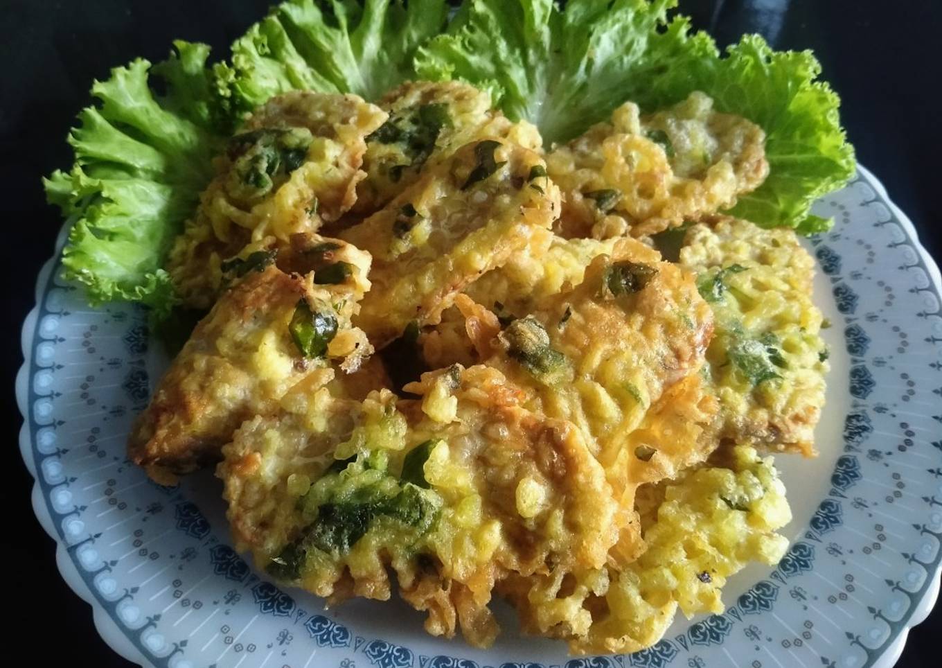 Tempe goreng kemangi