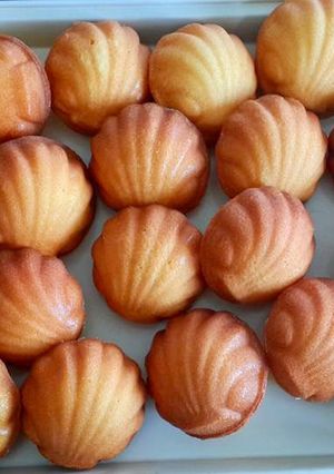 Hình của món Madeleine.