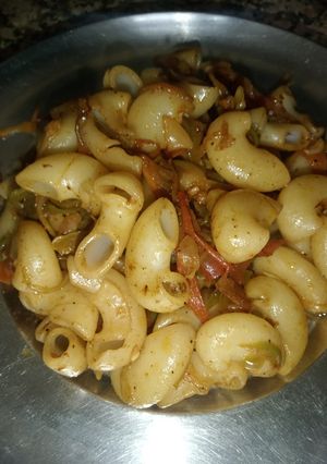 इंस्टेंट मैकरोनी (Instant macaroni recipe in Hindi) रेसिपी मुख्य फोटो