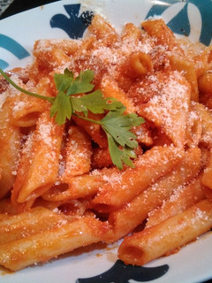 Una foto de Macarrones con Salsa Matrichana