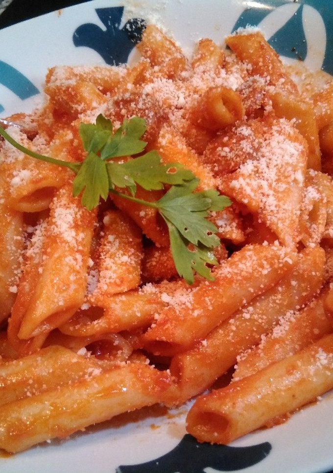 Una foto de Macarrones con Salsa Matrichana