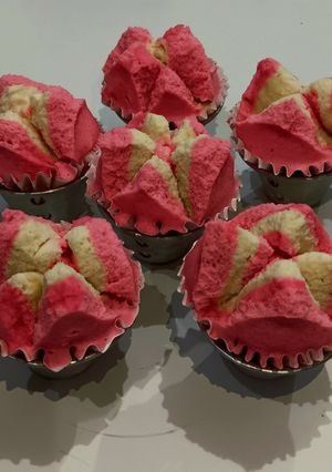 Foto resep Bolu Kukus Mekar Merah Putih