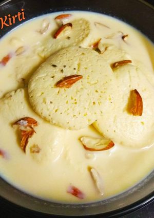 A picture of Rasmalai.