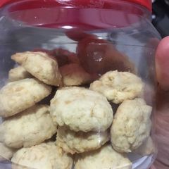 A picture of Nestum cookies.