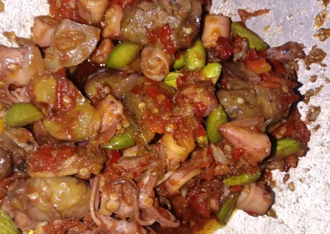 Bagaimana Membuat Cumi pedas manis ati ampela Anti Gagal