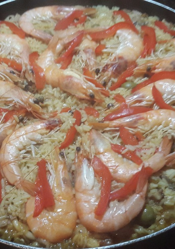 Una foto de Paella de Laterio