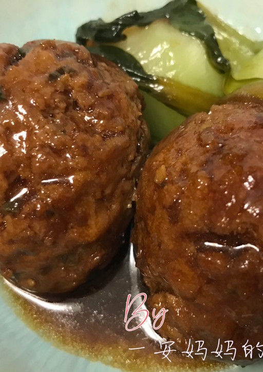 牛年圆圆满满之：红烧狮子头 —— 即食燕麦片来调理，松软有弹性 的食譜成品照片